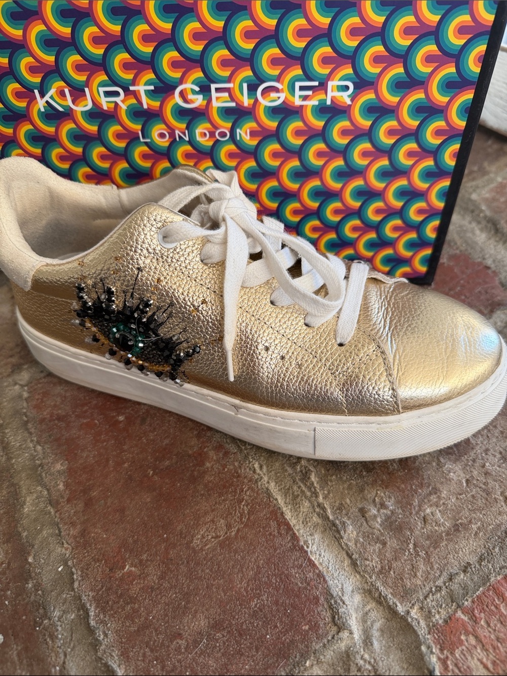 ⭐️Kurt Geiger Laney Eye  Gold Leather sneakers⭐️ - Picture 3 of 11